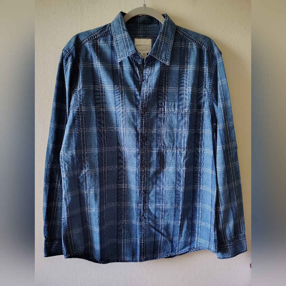 American Eagle Blue Plaid Preppy Relaxed Fit Casual Button Down Shirt Medium